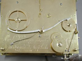Neuenburger Pendule Gravur R&uuml;ckplatine