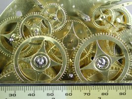 Neuenburger Pendule Robert R&auml;derwerk